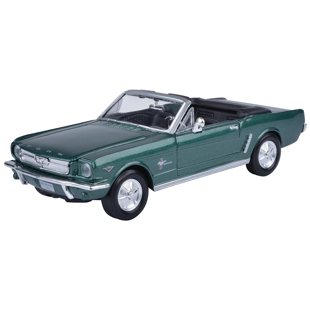 MOTORMAX 1:24 1964 1/2 Ford Mustang Convertible - Die-Cast Model Car
